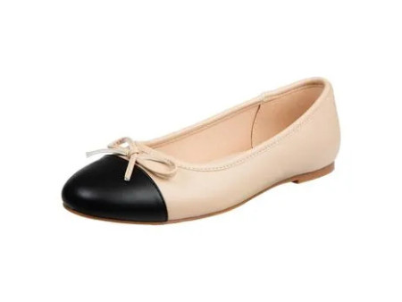 Zapatos casuales Francine para mujer, color beige con negro.