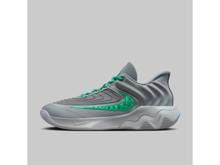 TENIS NIKE GIANNIS IMMORTALITY 4 HOMBRE,COLOR GRIS CON DETALLES DE COLOR VERDE.